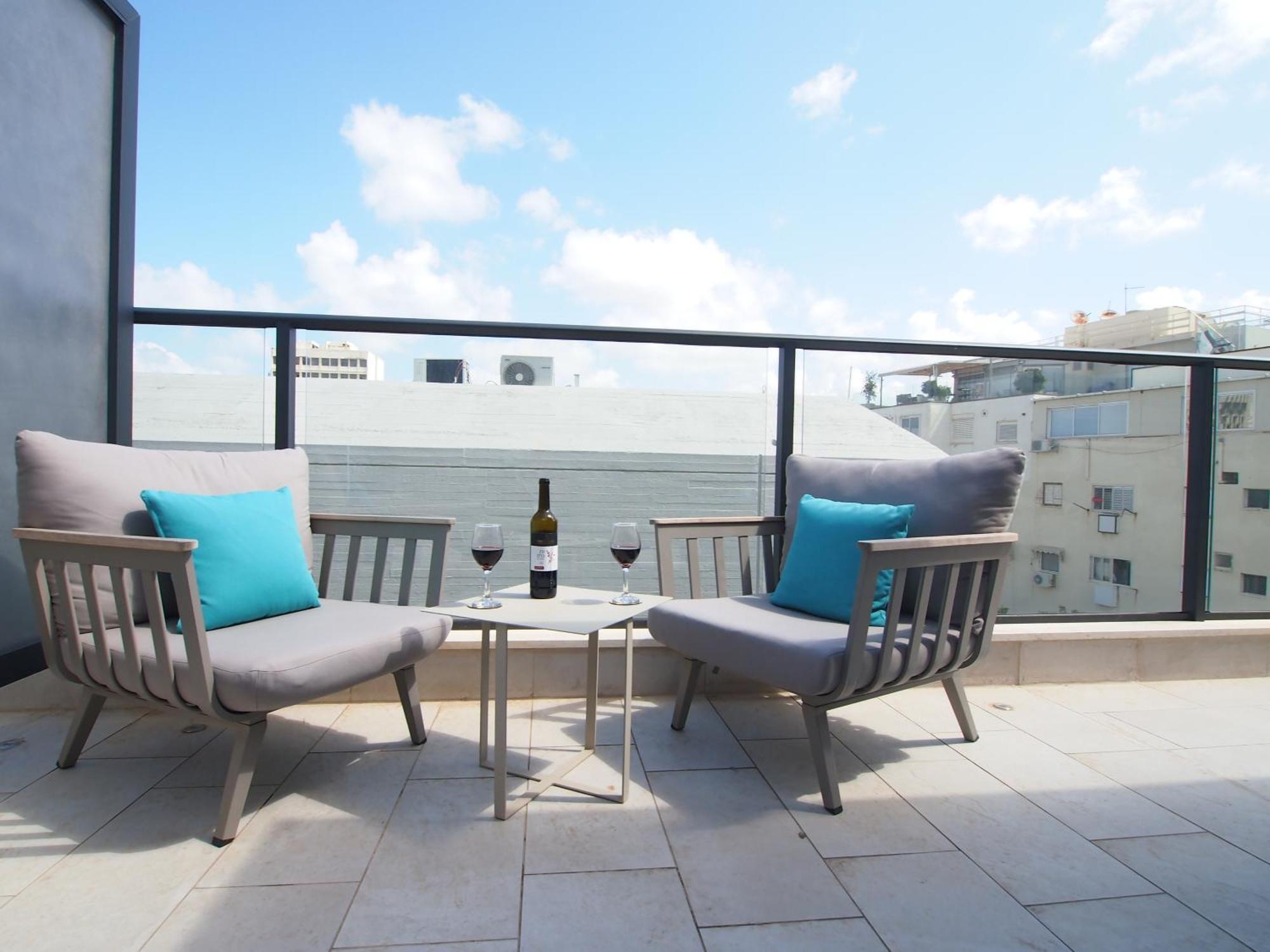 The Roof - By Sea Land Suites Tel Aviv Bilik gambar